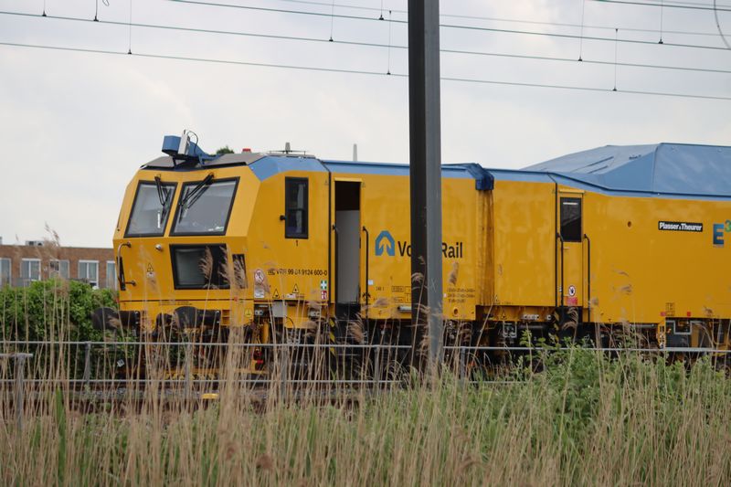 De nieuwe stopmachine van VolkerRail voor de eerste keer ingezet